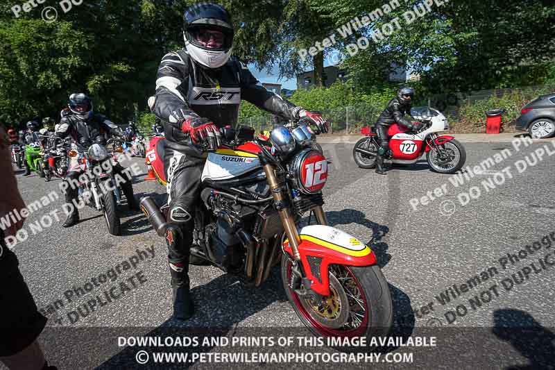 cadwell park;cadwell park photographs;cadwell trackday photographs;enduro digital images;event digital images;eventdigitalimages;peter wileman photography;racing digital images;trackday digital images;trackday photos